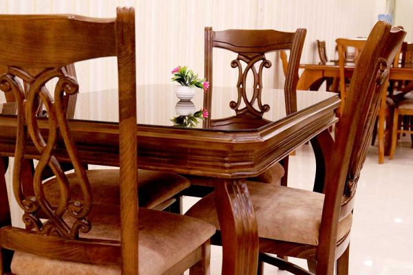 میز طرح لیسبون صندلی فرانسوی