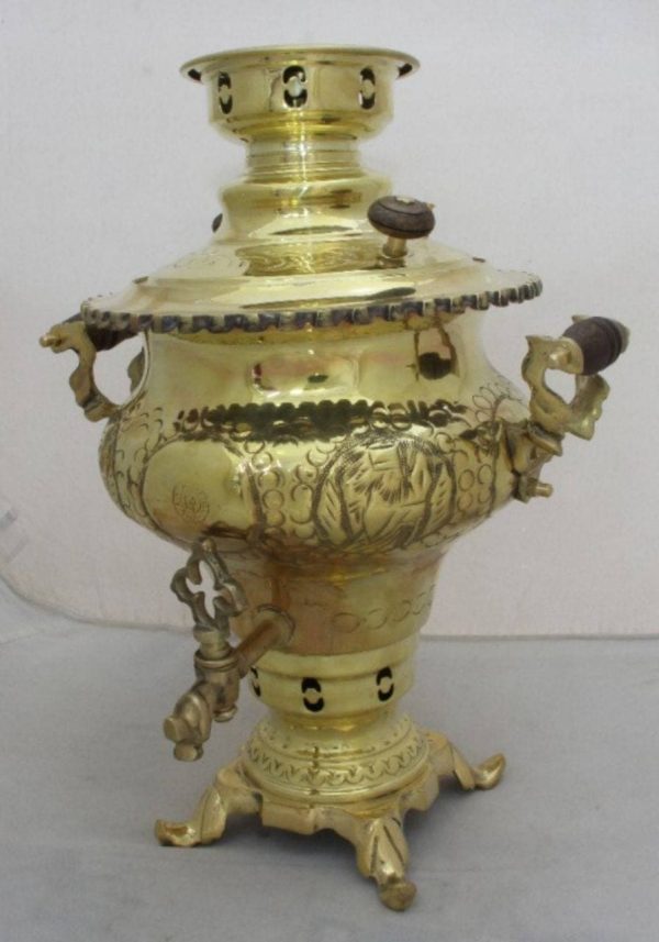 سماور ونوش ۴ لیتری ویکتوریا قلم سنتی لبه ریختگی زغالی A1