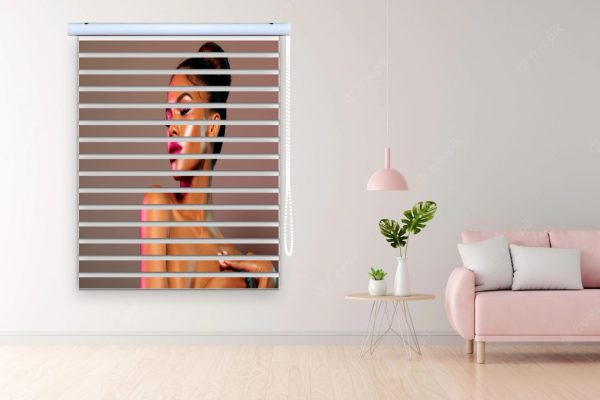 پرده زبرا طرح خانم کد Woman1675