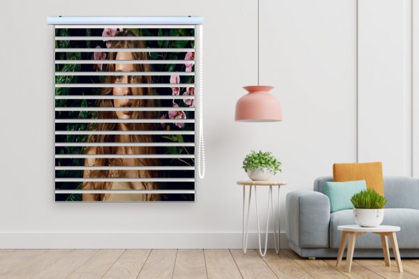 پرده زبرا طرح خانم کد Woman1679