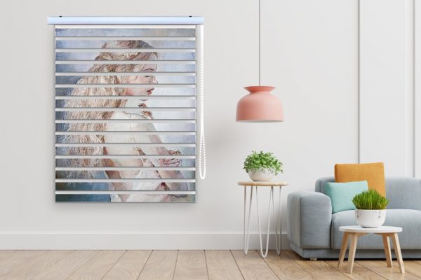 پرده زبرا طرح خانم کد Woman1682