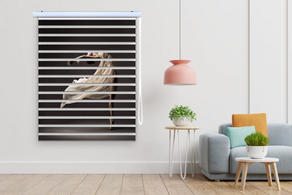 پرده زبرا طرح خانم کد Woman1683