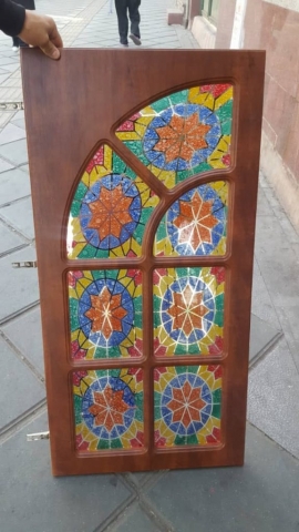 طراحی شیشه نگین