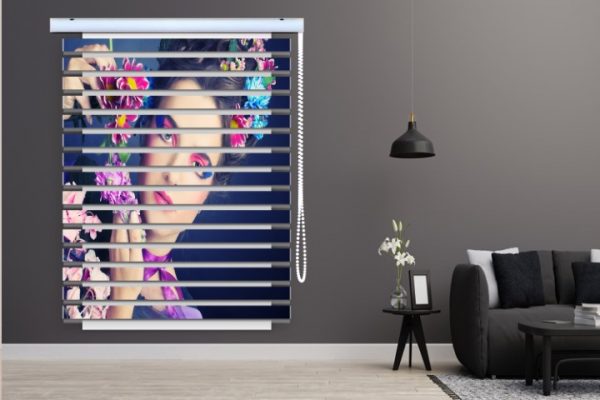 پرده زبرا طرح خانم فانتزی کد 31598