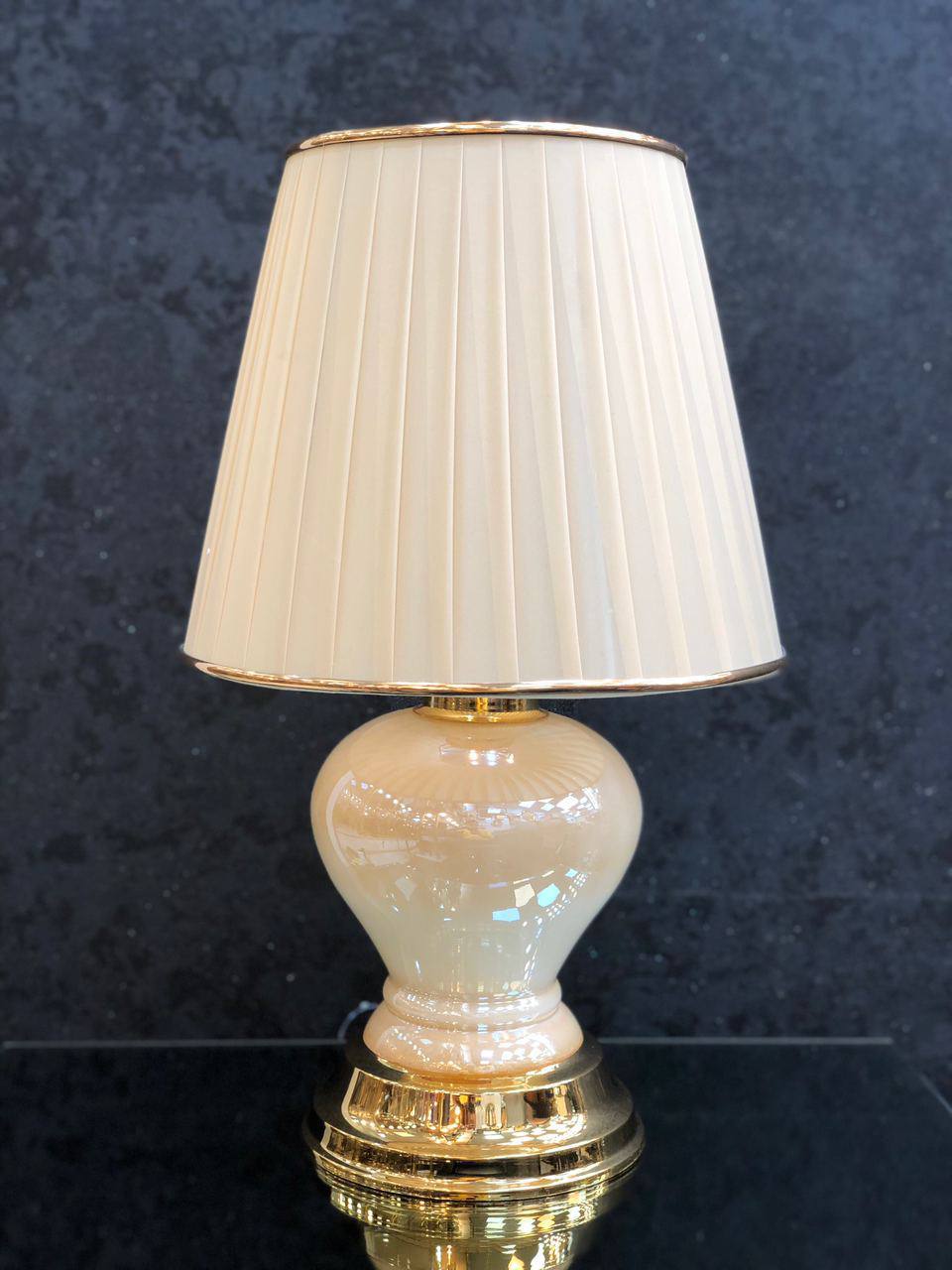 آباژور رومیزی مدل یارین کد AB1003