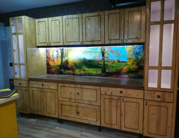 طراحی شیشه نگین