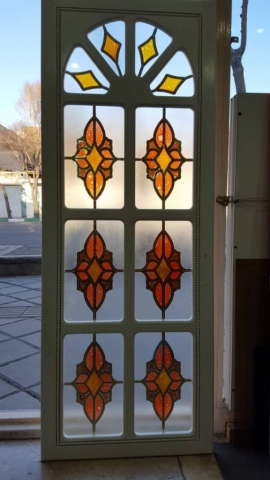 طراحی شیشه نگین