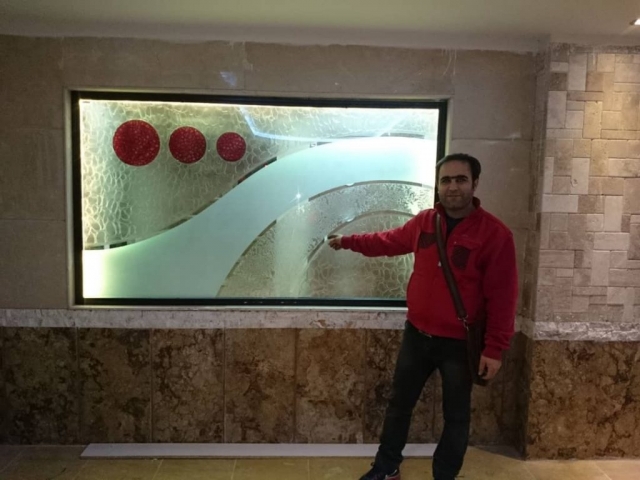 طراحی شیشه نگین