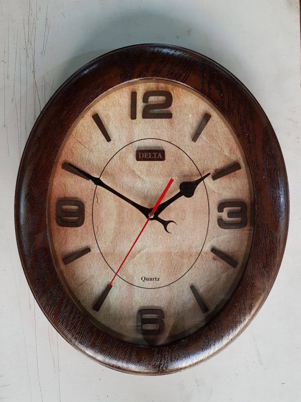 ساعت دیواری بیضی دلتا 205