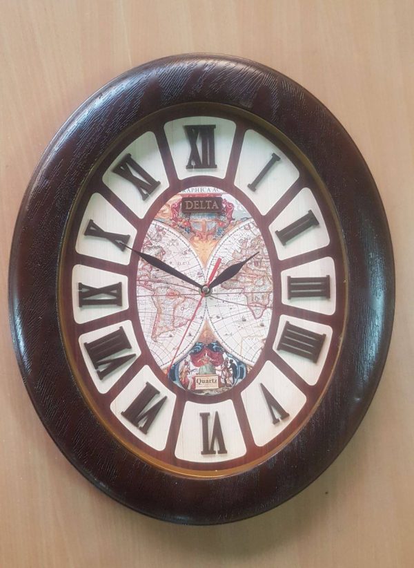 ساعت دیواری بیضی دلتا 205