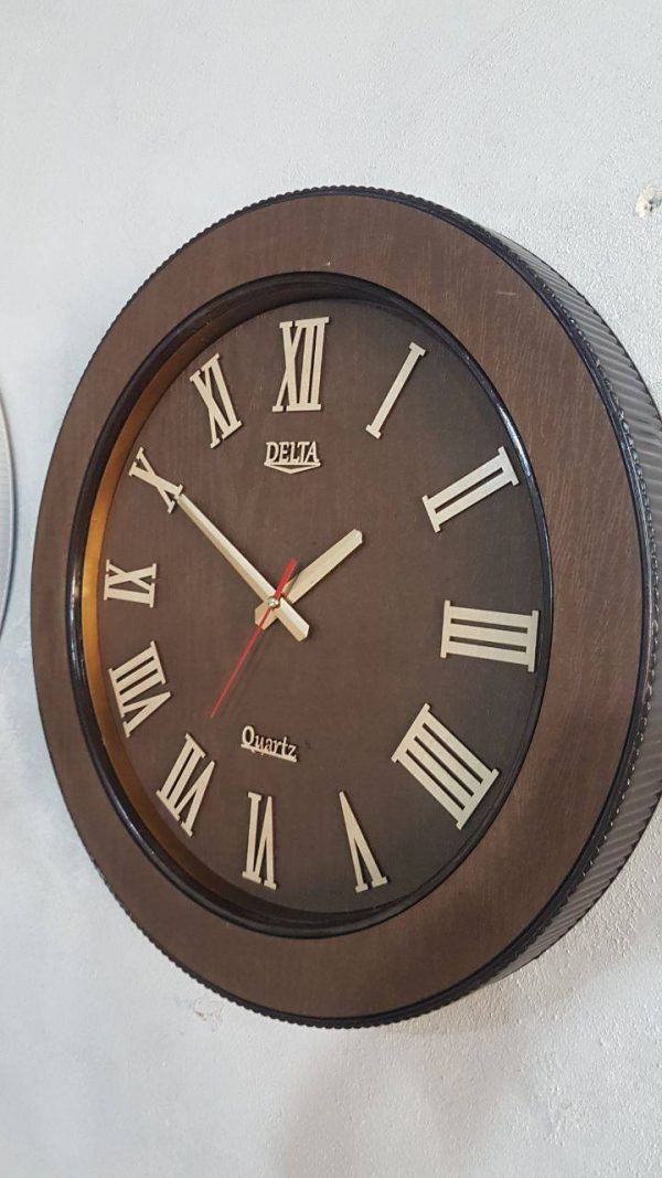 ساعت دیواری دلتا 302