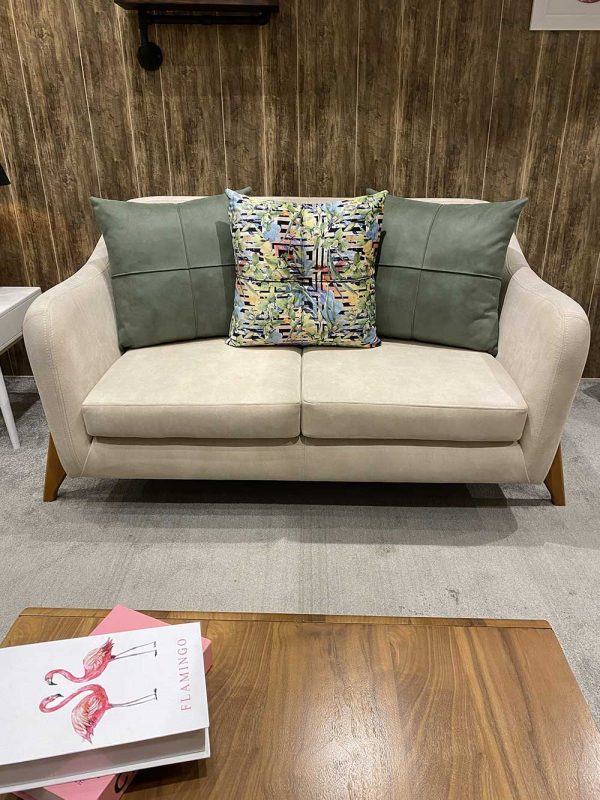 مبل مدل روما ۷ نفره سبک کار اوانگار راحتی و پذیرایی