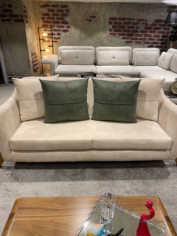 مبل مدل روما ۷ نفره سبک کار اوانگار راحتی و پذیرایی