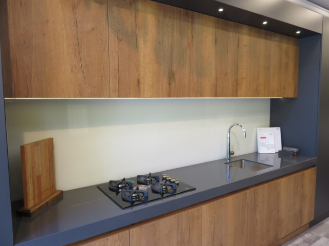 کابینت کسری