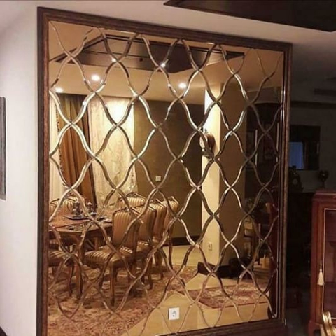 صنایع شیشه و آیینه صداقت