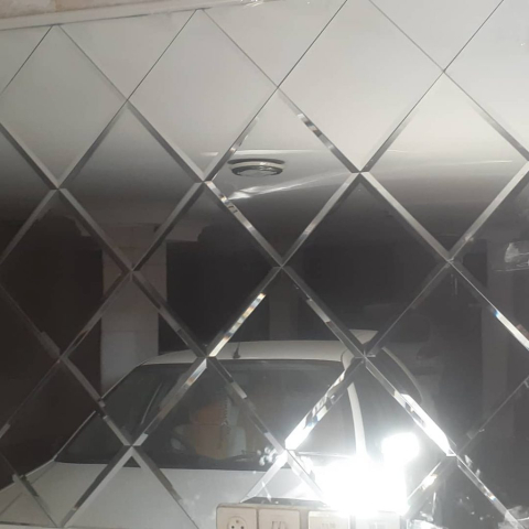 صنایع شیشه و آیینه صداقت