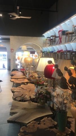 گالری ماهرو