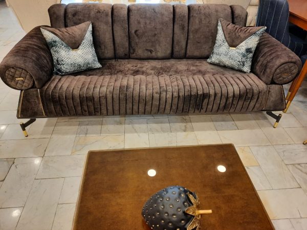 مبل مدل ویهان 8 نفره به همراه پاف