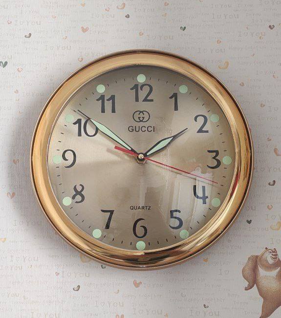 ساعت دیواری گوچی گرد کد WD241