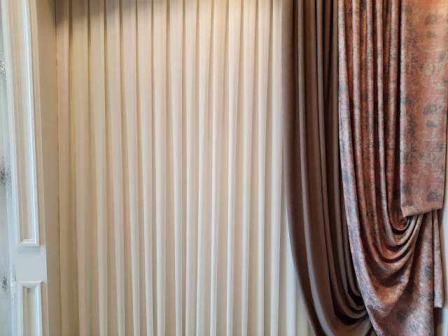 کاتینگ و پرده ملکه