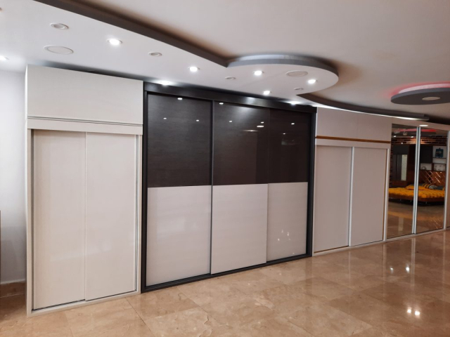 خانه نقره ای